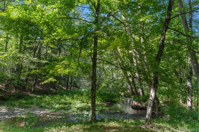 $695,000 | 886 Burlingham Road, Pine Bush, NY 12566