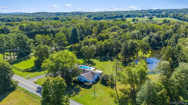 $695,000 | 886 Burlingham Road, Pine Bush, NY 12566