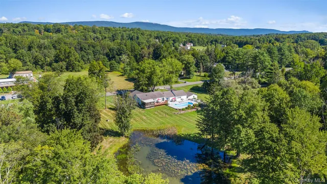 $695,000 | 886 Burlingham Road, Pine Bush, NY 12566