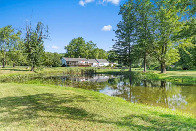 $695,000 | 886 Burlingham Road, Pine Bush, NY 12566