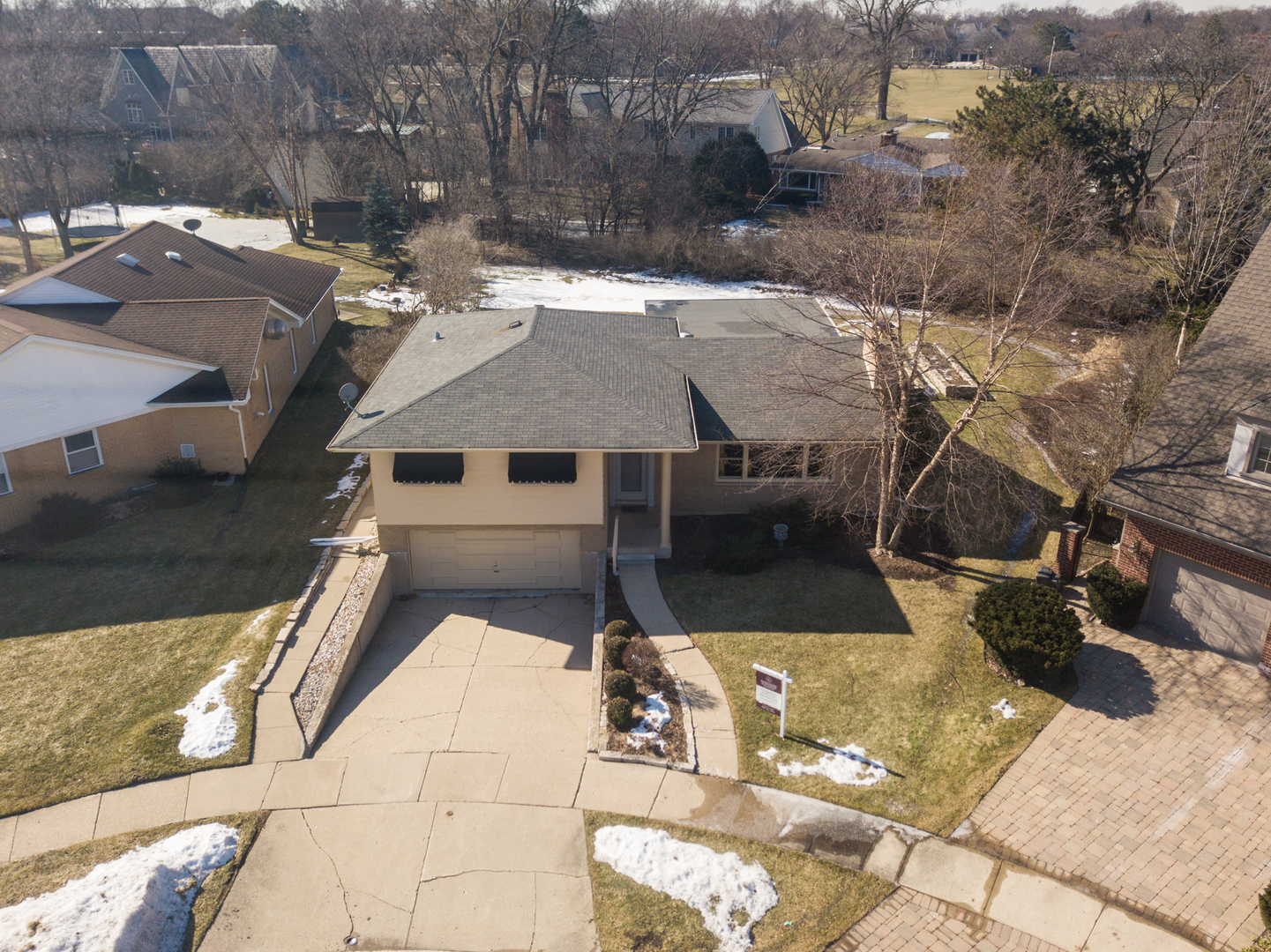 812 North Merrill Street Park Ridge, IL 60068 - Photo 6 of 30 a view of a house with a patio