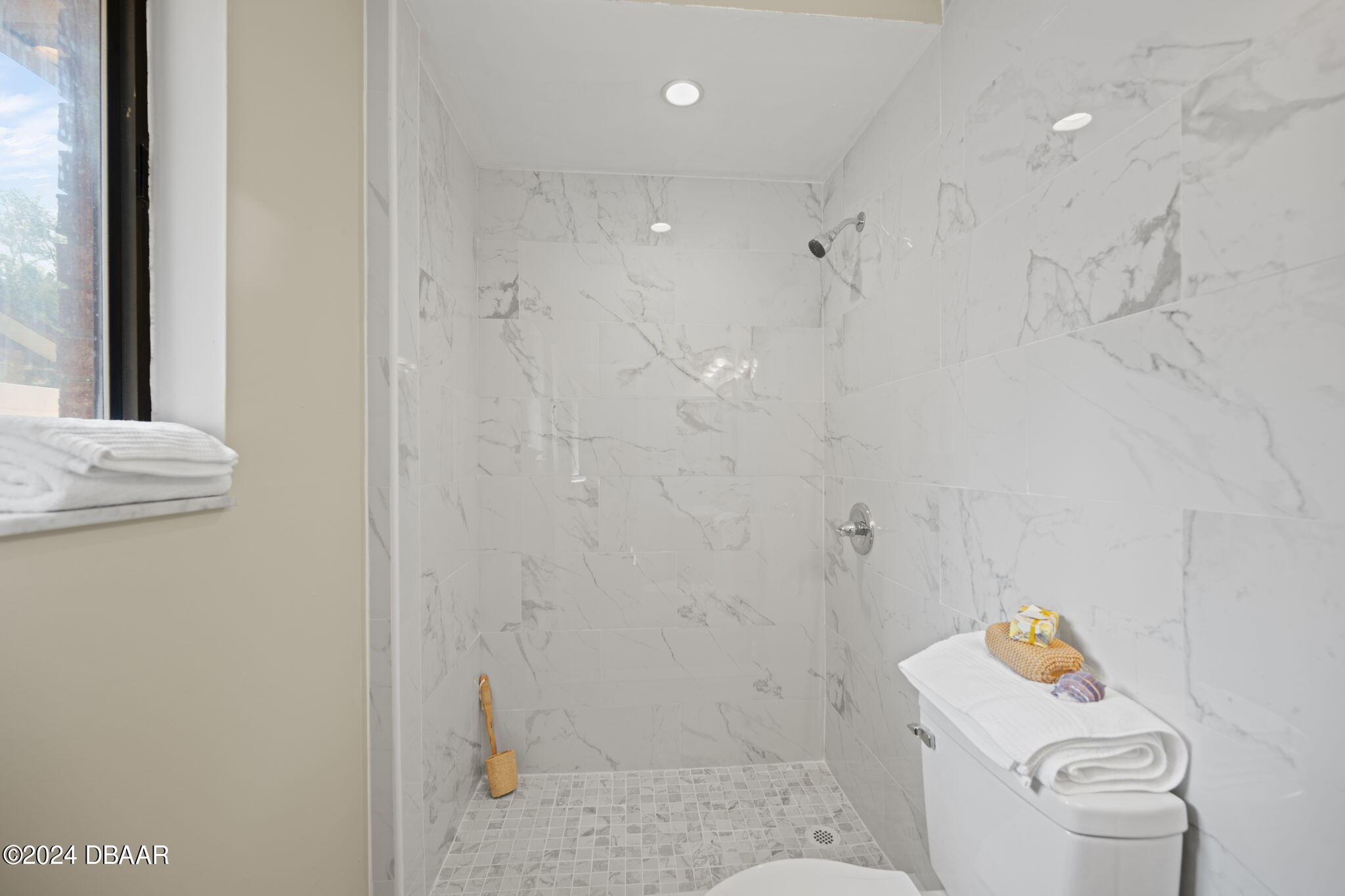 128 Highland Avenue Ormond Beach, FL 32174 - Photo 13 of 28 14-web-or-mls-LNL_3493