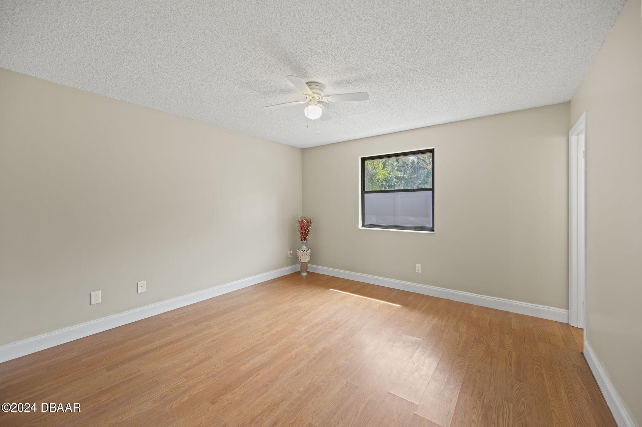 128 Highland Avenue Ormond Beach, FL 32174 - Photo 14 of 28 12-web-or-mls-LNL_3483