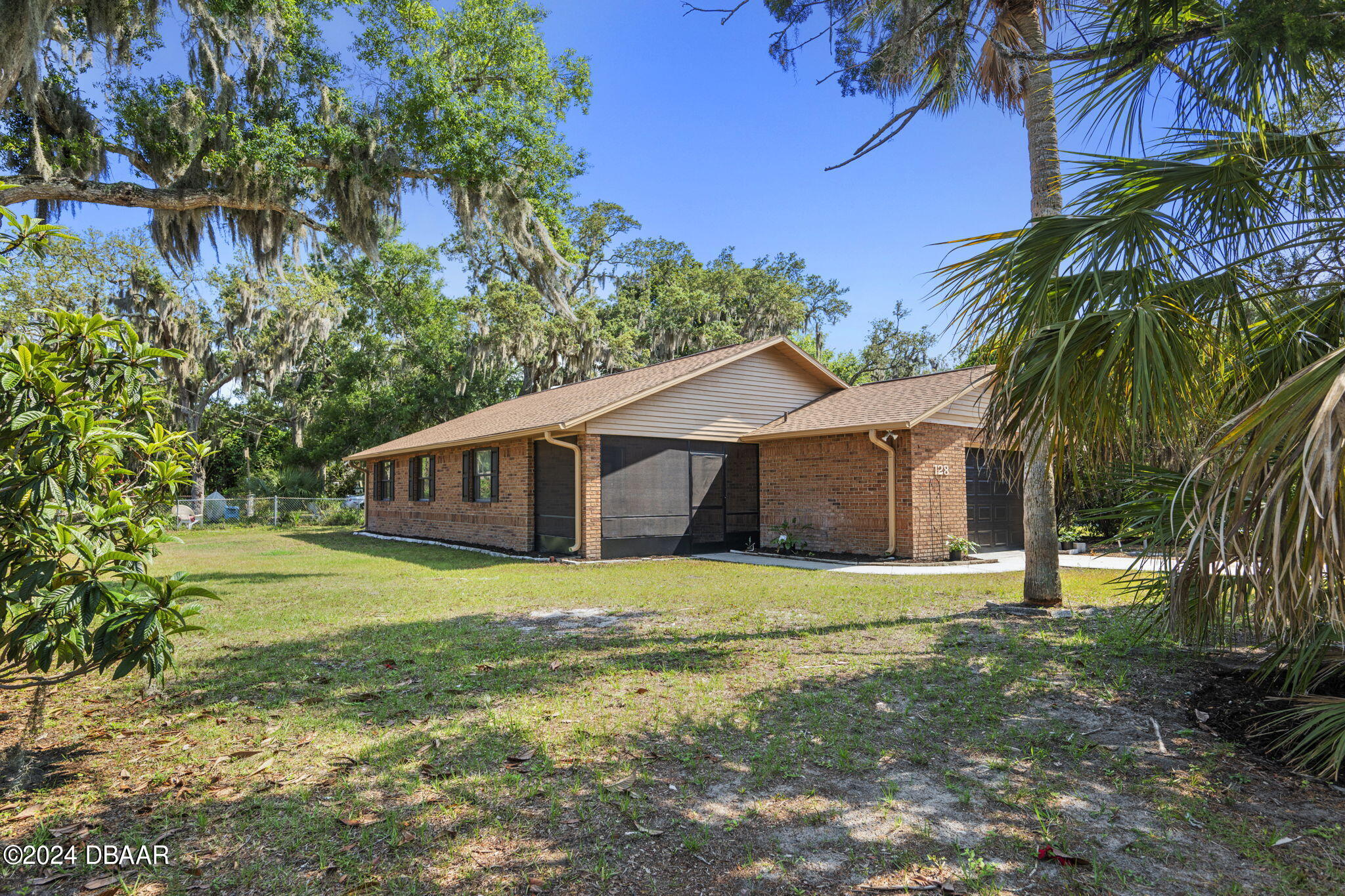 128 Highland Avenue Ormond Beach, FL 32174 - Photo 3 of 28 28-web-or-mls-LNL_3565