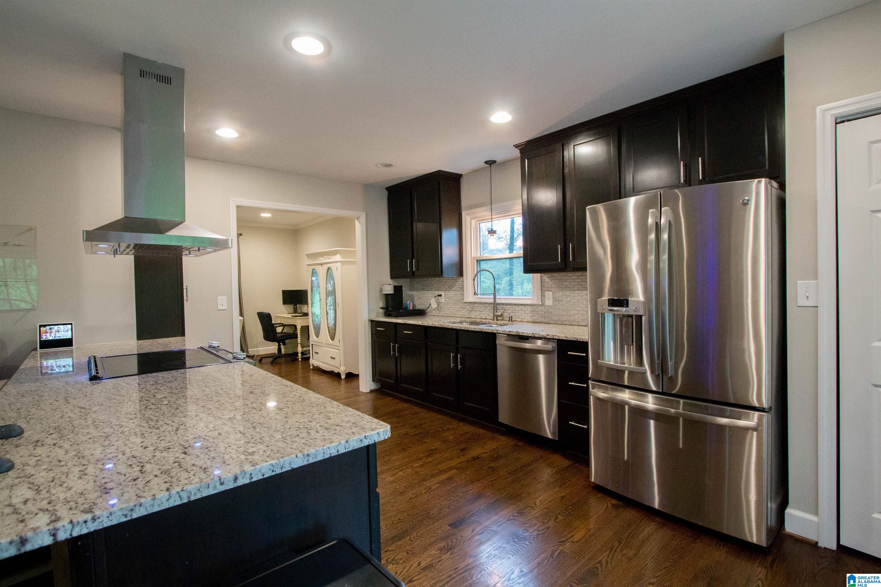 2532 Tyler Road Birmingham, AL 35226 - Photo 8 of 59