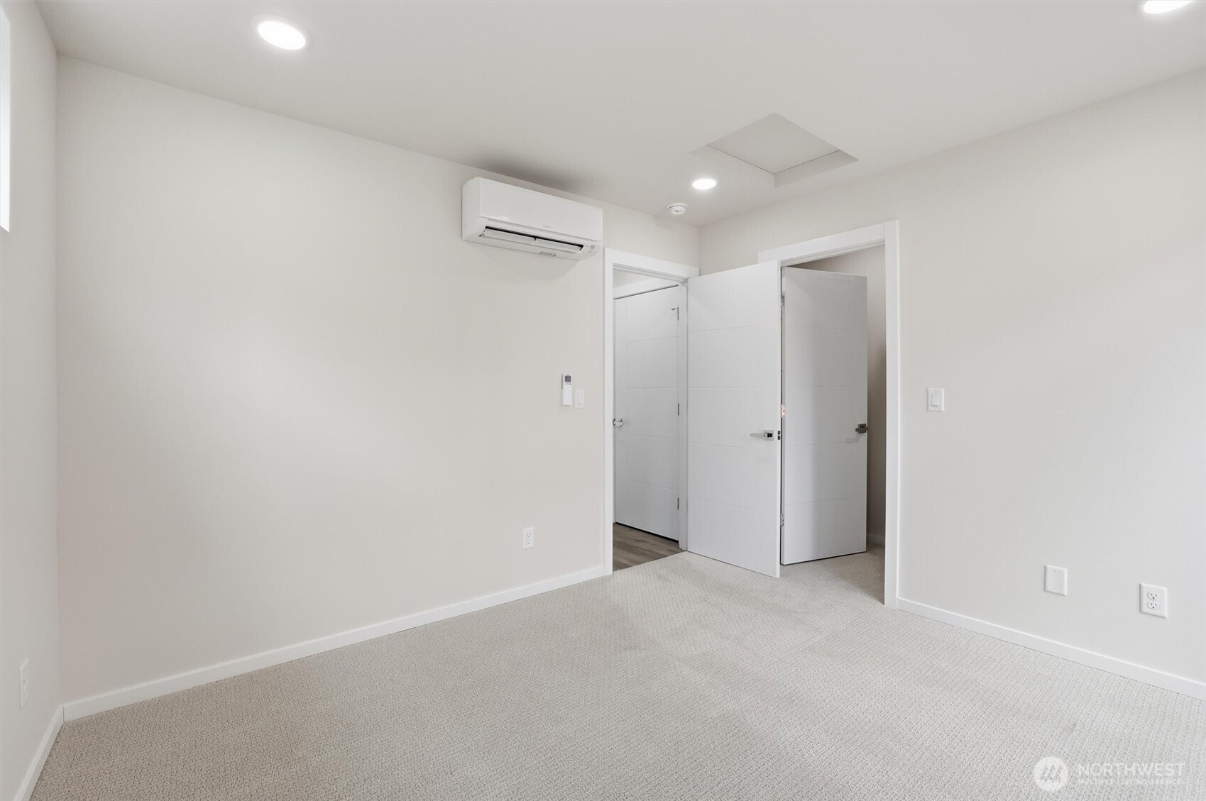 1816 24th Avenue South Seattle, WA 98144 - Photo 16 of 20 a view of an empty room