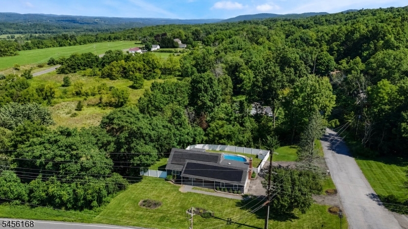 9 Lake Pochung Road Vernon, NJ 07461 - Photo 32 of 33 Gallery Image 32
