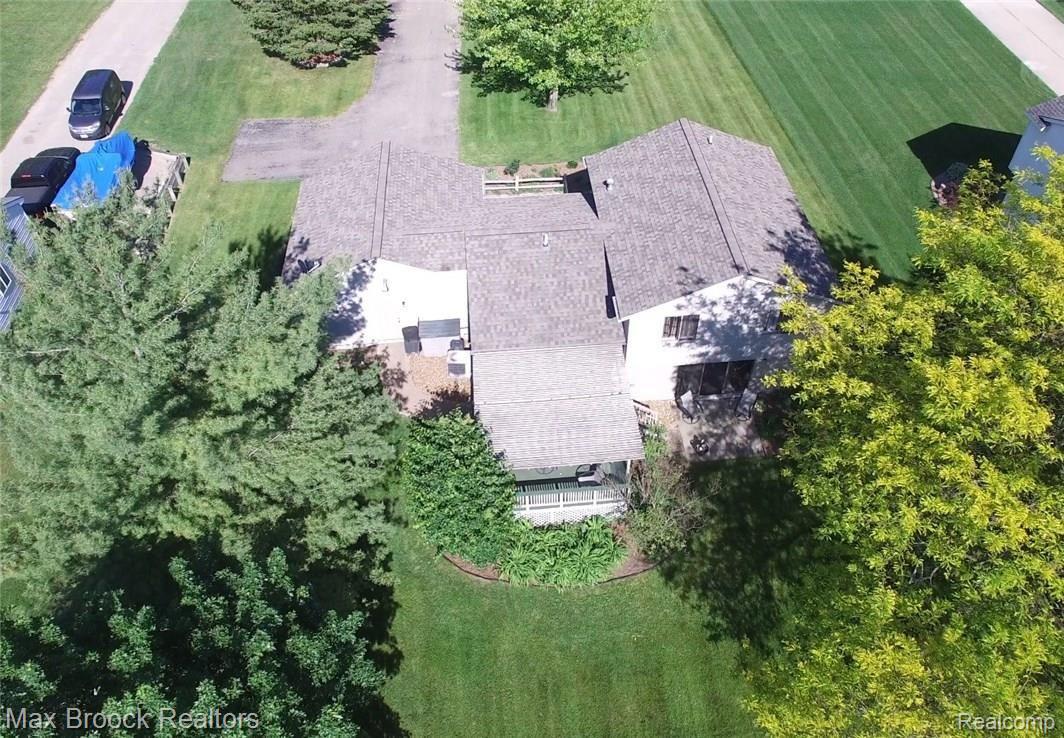 5353 Eagle Road Highland, MI 48356 - Photo 2 of 33 Aerial 5353 Eagle Road (20).jpg