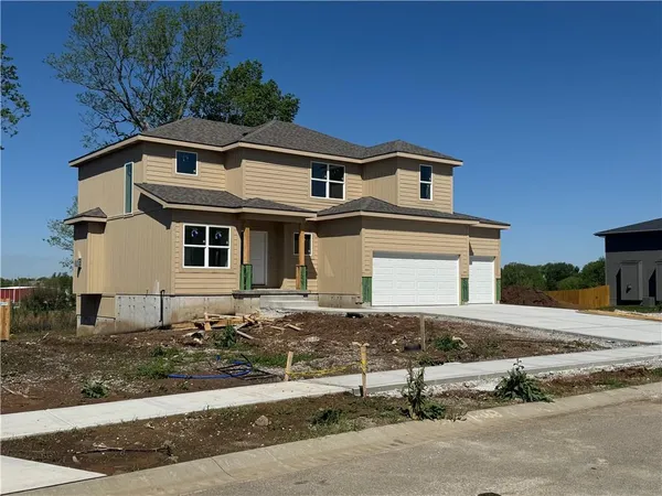$515,000 | 20774 Emerald Street, Spring Hill, KS 66083