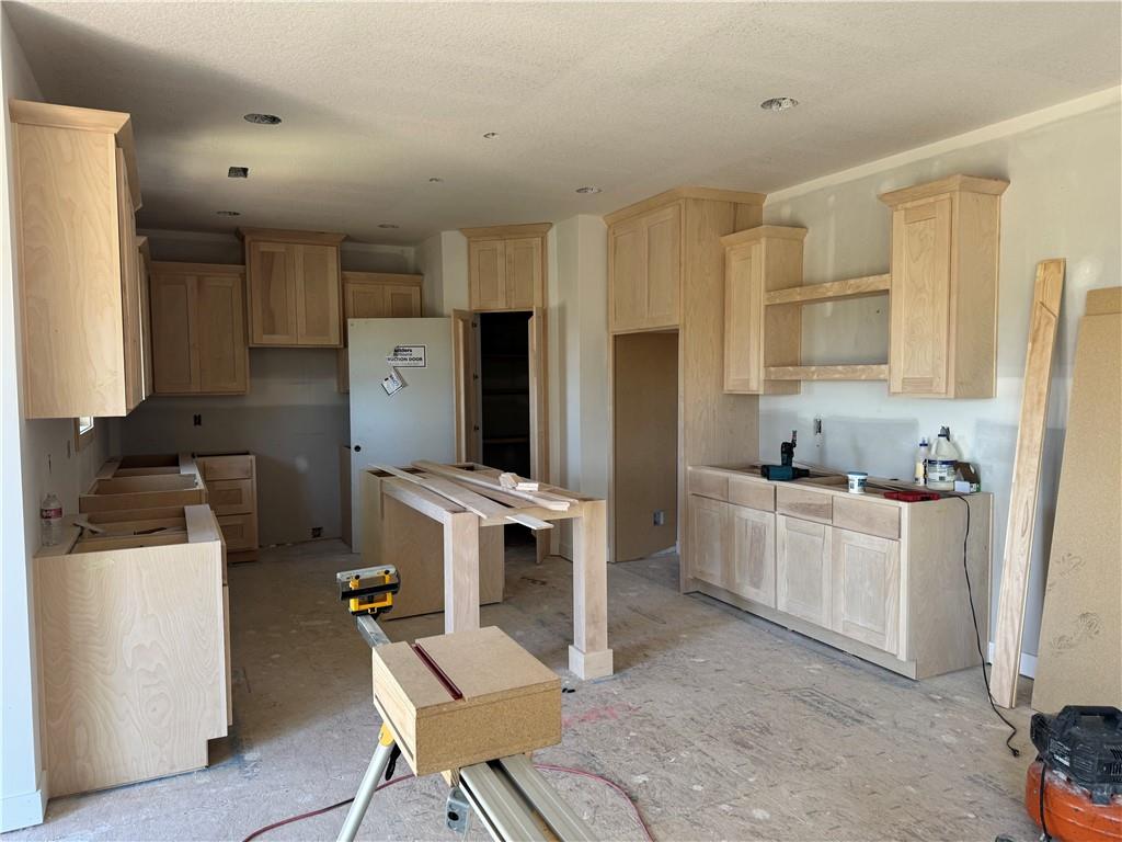 20774 Emerald Street Spring Hill, KS 66083 - Photo 4 of 54