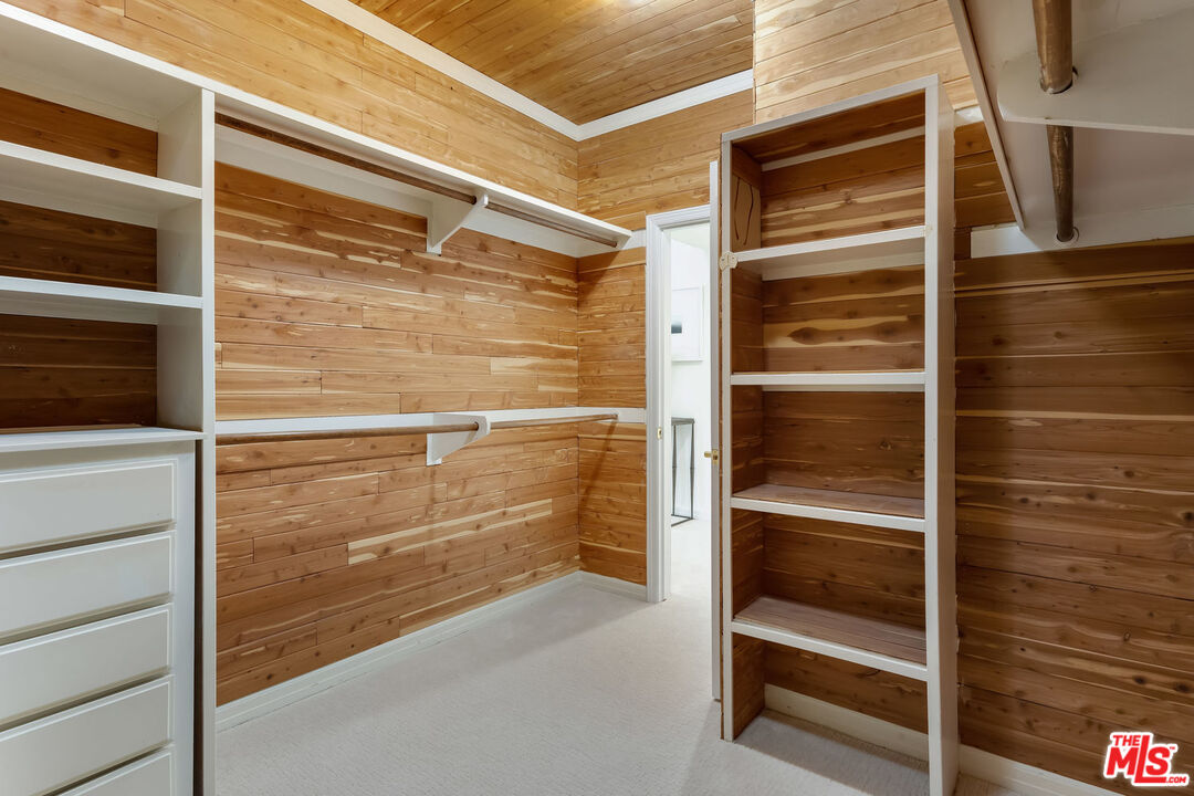 2311 Roscomare Road, Unit 12 Los Angeles, CA 90077 - Photo 27 of 34 Gallery Image 27