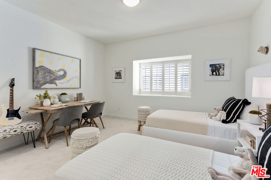 2311 Roscomare Road, Unit 12 Los Angeles, CA 90077 - Photo 31 of 34 Gallery Image 31