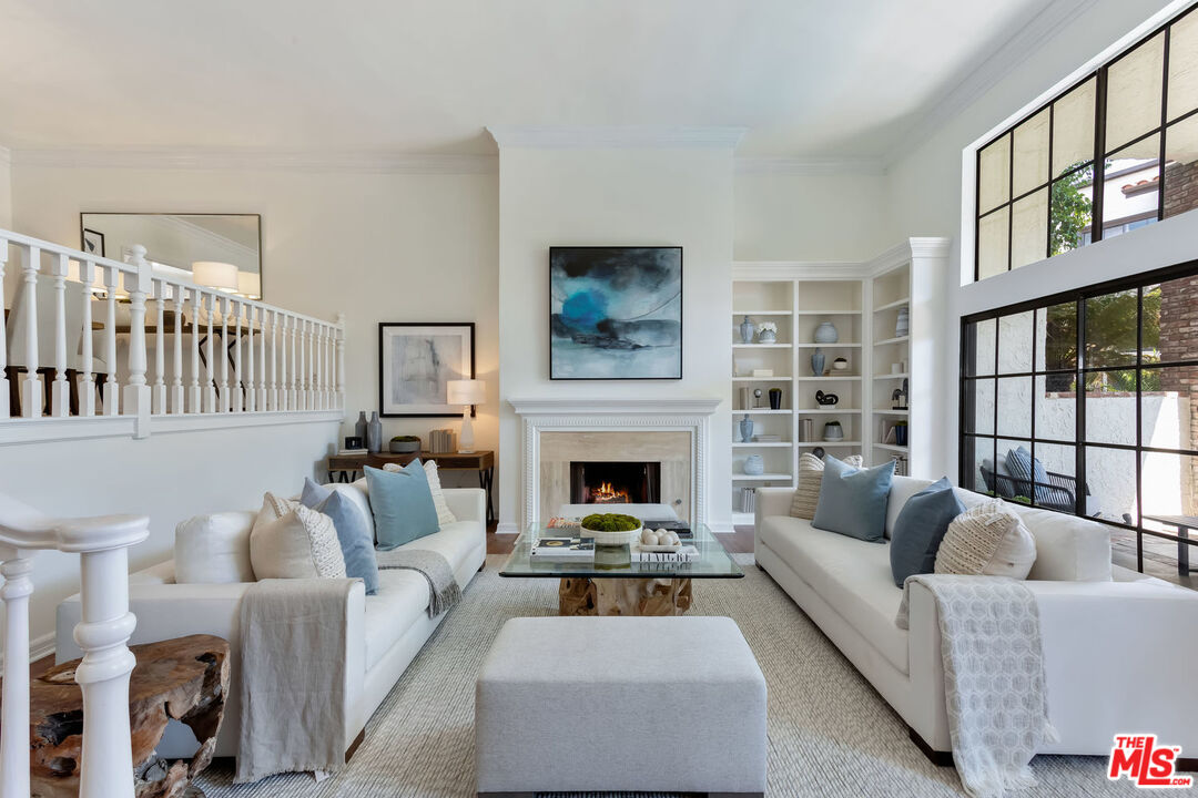 2311 Roscomare Road, Unit 12 Los Angeles, CA 90077 - Photo 10 of 34 Gallery Image 10