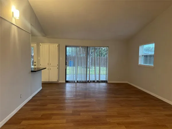 $2,400 | 11447 Coral Hills Drive, Dallas, TX 75229