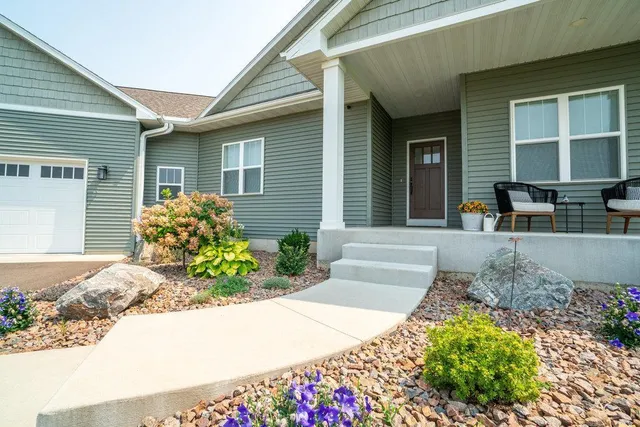 $575,000 | N5134 557th Street, Menomonie, WI 54751