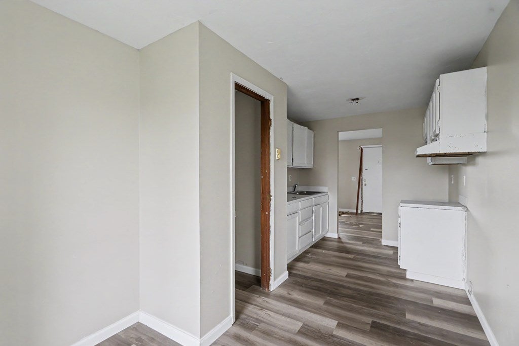 318 Rae Court Willard, OH 44890 - Photo 11 of 27 Gallery Image 11