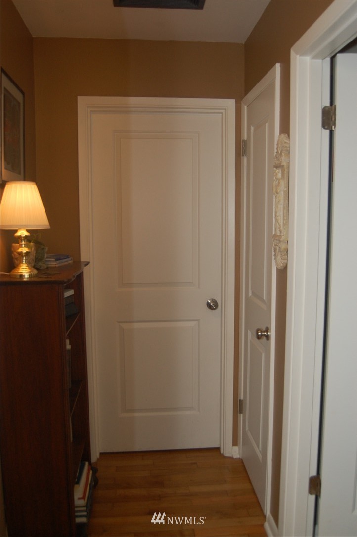 7129 Lower Ridge Road Everett, WA 98203 - Photo 17 of 25