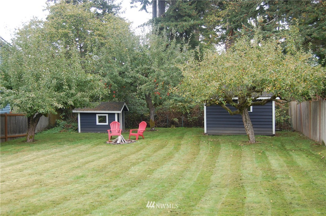 7129 Lower Ridge Road Everett, WA 98203 - Photo 21 of 25