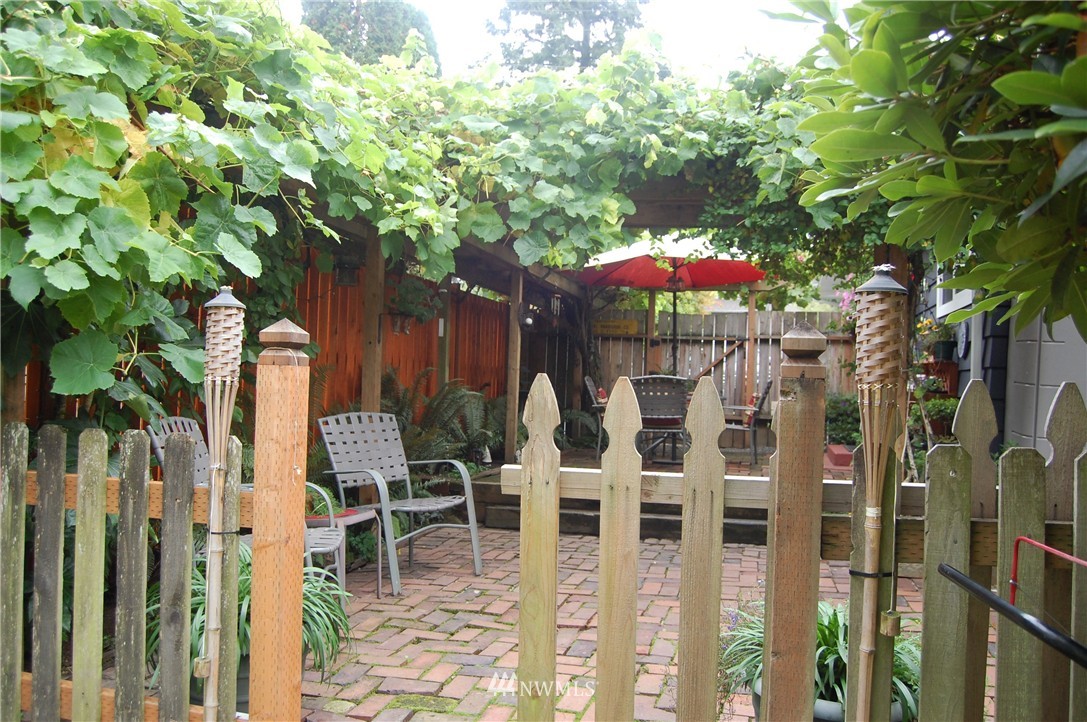 7129 Lower Ridge Road Everett, WA 98203 - Photo 22 of 25