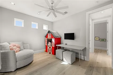 $2,289,000 | 1963 Bethany Place, Naples, FL 34109