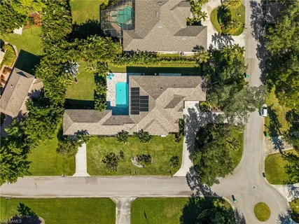 $2,289,000 | 1963 Bethany Place, Naples, FL 34109