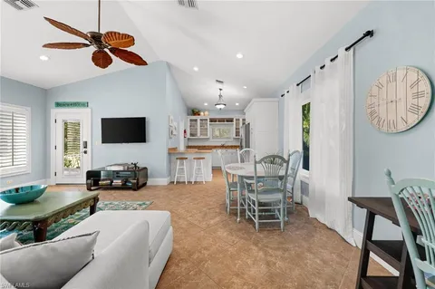 $2,289,000 | 1963 Bethany Place, Naples, FL 34109