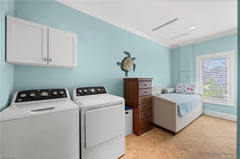 $2,289,000 | 1963 Bethany Place, Naples, FL 34109