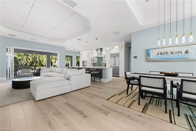 $2,289,000 | 1963 Bethany Place, Naples, FL 34109