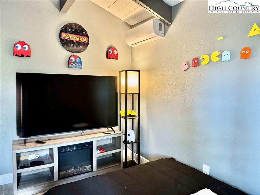 142 Tamarack Road Beech Mountain, NC 28604 - Photo 12 of 36