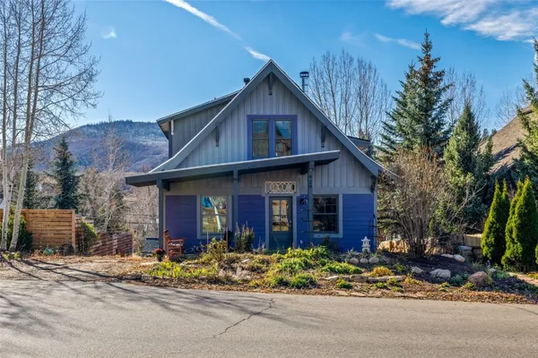 $2,500,000 | 429 Pine Street, Steamboat Springs, CO 80487