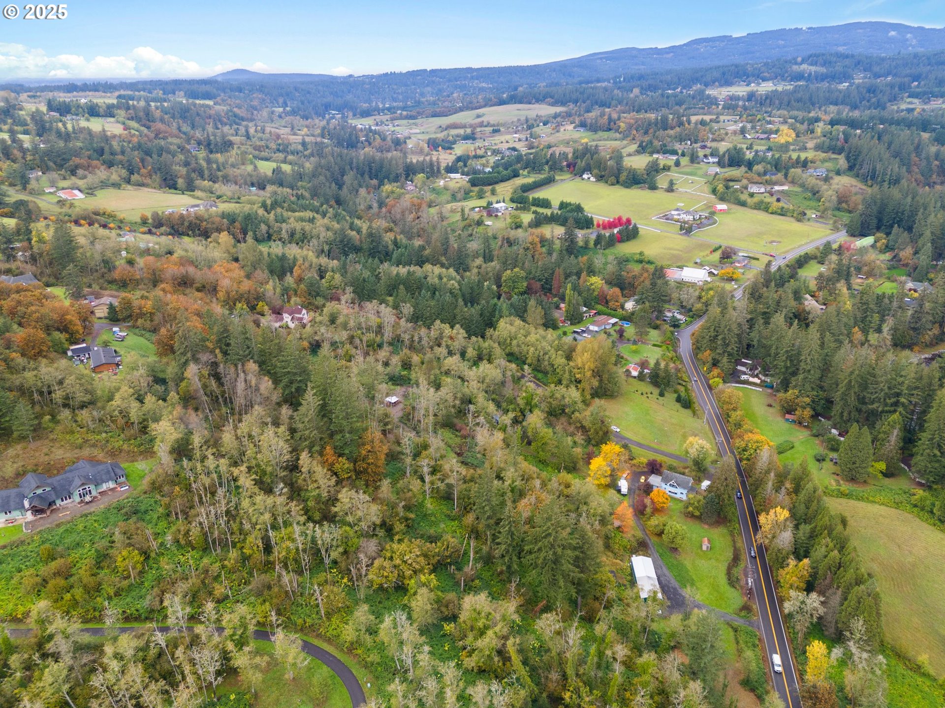 0 Southeast Washougal River Road Washougal, WA 98671 - Photo 9 of 28 a view of city and mountain