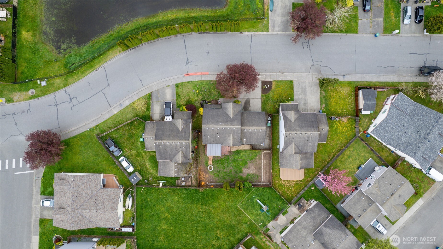 427 Klinger Street Sedro-Woolley, WA 98284 - Photo 23 of 25 an aerial view of a house with a garden and plants