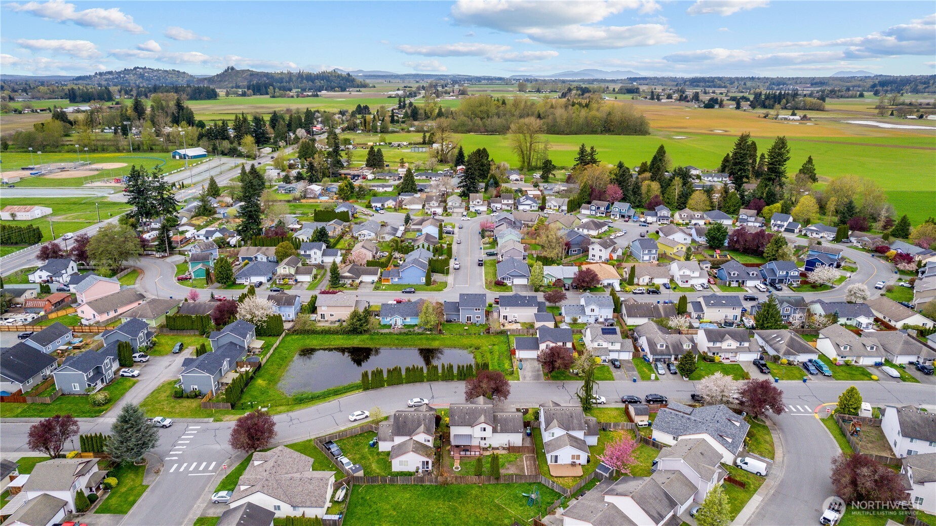 427 Klinger Street Sedro-Woolley, WA 98284 - Photo 24 of 25 a view of a city
