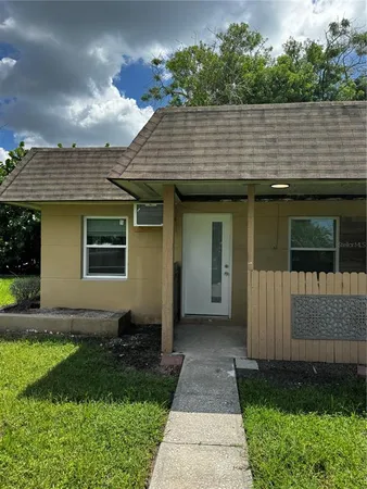 $2,000 | 56 B Street, Unit 1, Madeira Beach, FL 33708