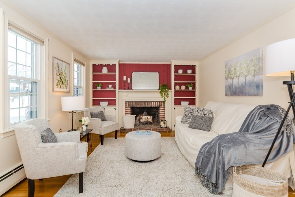 34 Putnam Road Reading, MA 01867 - Photo 3 of 37 Gallery Image 3
