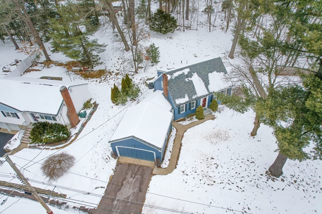 34 Putnam Road Reading, MA 01867 - Photo 31 of 37 Gallery Image 31