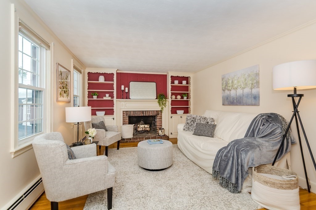 34 Putnam Road Reading, MA 01867 - Photo 4 of 37 Gallery Image 4