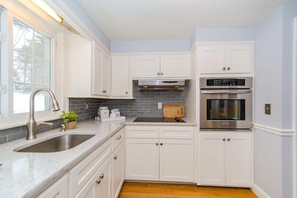 34 Putnam Road Reading, MA 01867 - Photo 7 of 37 Gallery Image 7