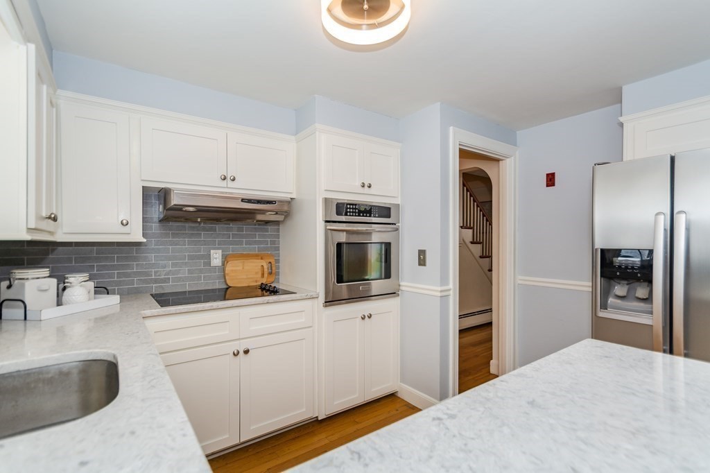 34 Putnam Road Reading, MA 01867 - Photo 8 of 37 Gallery Image 8