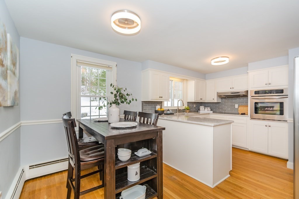 34 Putnam Road Reading, MA 01867 - Photo 10 of 37 Gallery Image 10