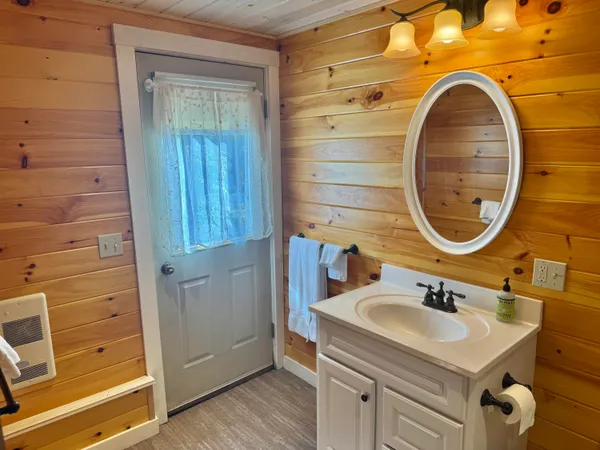 $599,000 | 352 Georges Pond Road, Franklin, ME 04634