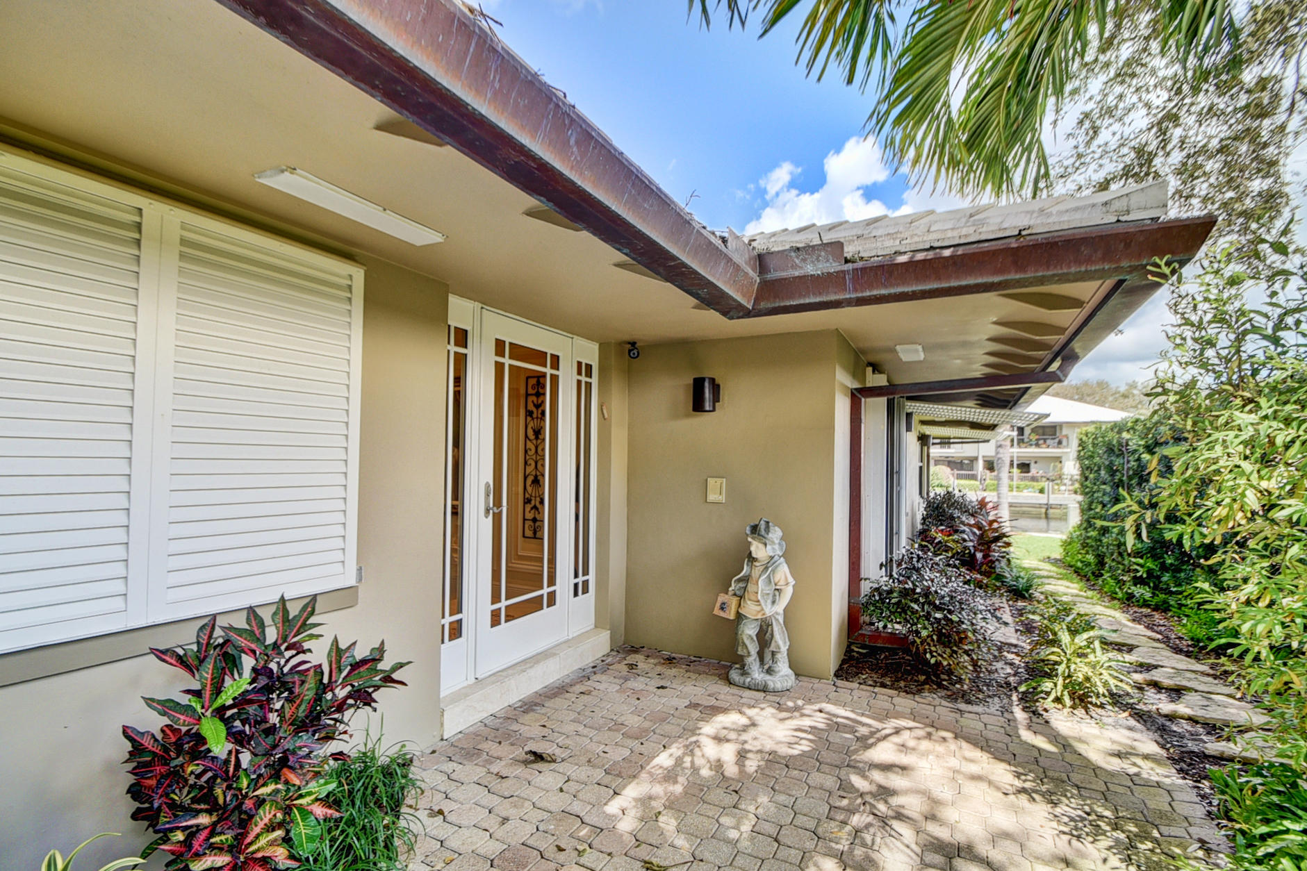 5264 Boca Marina Circle South Boca Raton, FL 33487 - Photo 4 of 45 DSC_1787_88_89_90_91