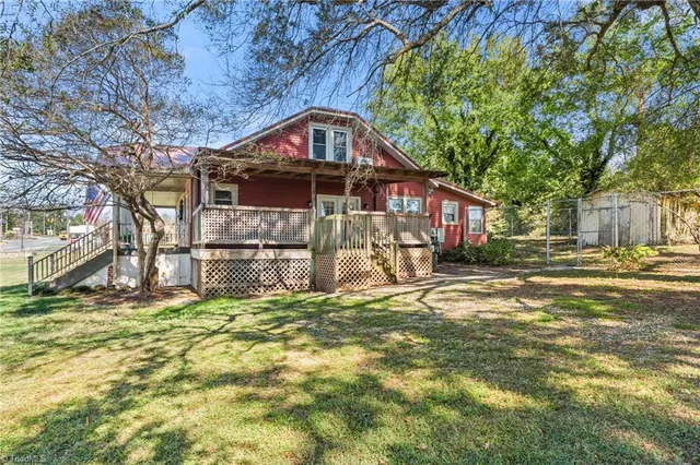 $269,000 | 1058 North Main Street, Walnut Cove, NC 27052