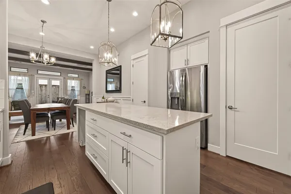 $3,995 | 604 West Pierce Street, Houston, TX 77019