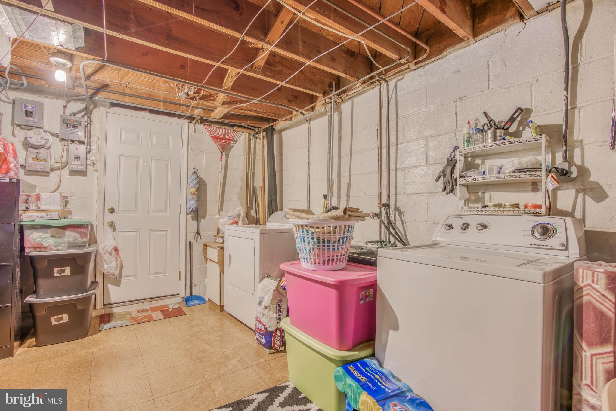 727 South Woodington Road Baltimore, MD 21229 - Photo 14 of 30 Gallery Image 14