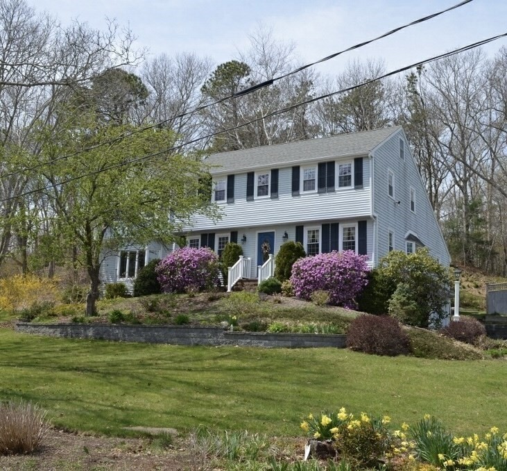 9 Hill Dale Road Plymouth, MA 02360 - Photo 1 of 40