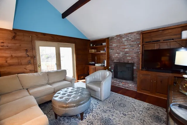 $857,500 | 9 Hill Dale Road, Plymouth, MA 02360