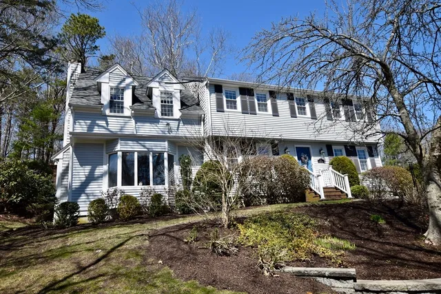 $857,500 | 9 Hill Dale Road, Plymouth, MA 02360