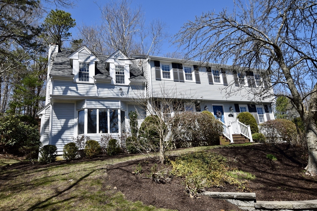9 Hill Dale Road Plymouth, MA 02360 - Photo 2 of 40