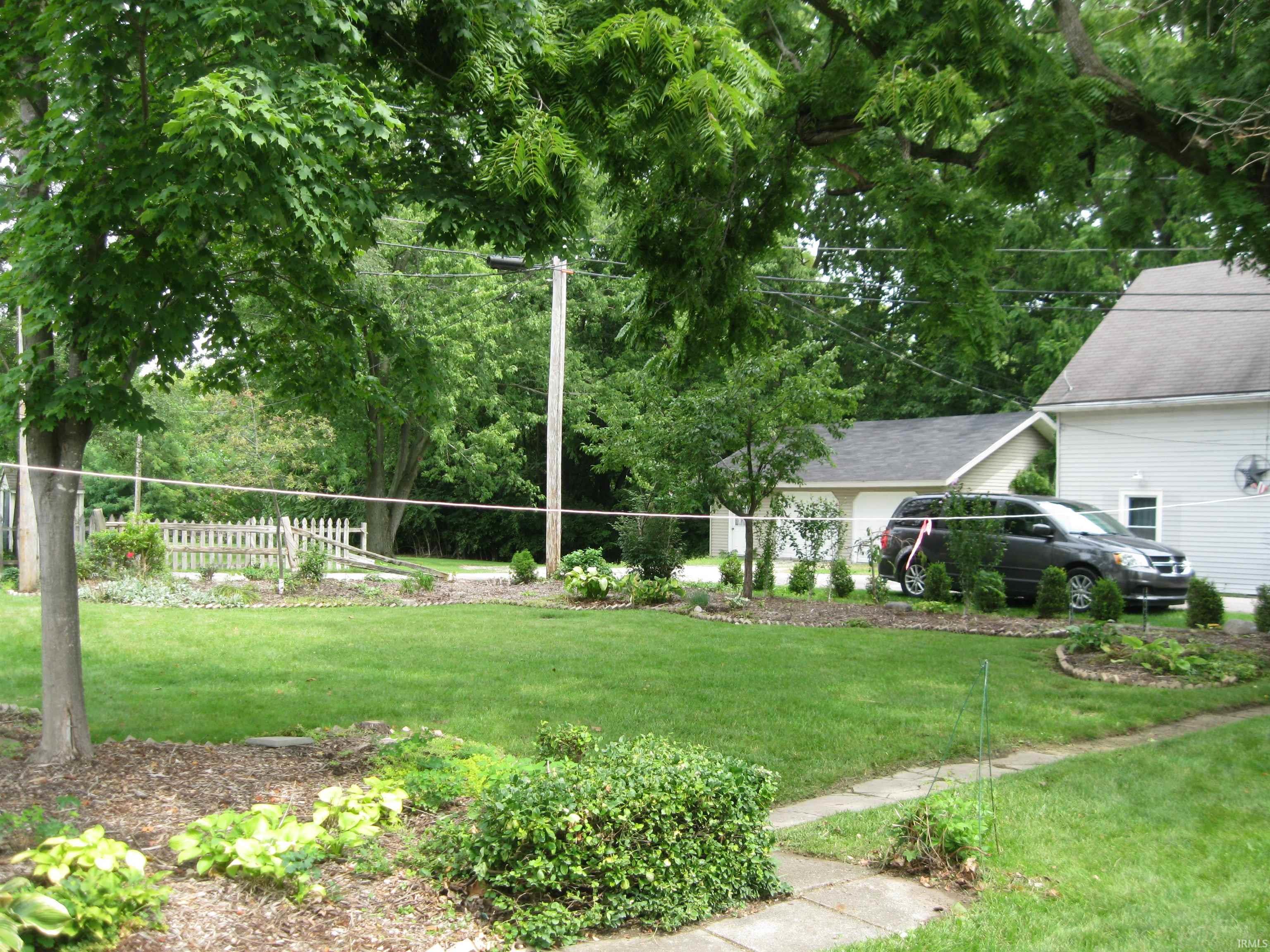 221 South 1st Street Decatur, IN 46733 - Photo 9 of 36
